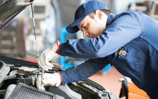 發(fā)動(dòng)機(jī)油堿值補(bǔ)強(qiáng)劑